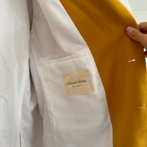 Ushatava mustard suit - Picture 4 of 7